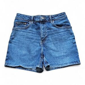 H&M Women’s High Waisted Denim Shorts Size 8